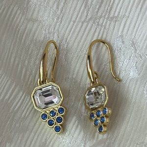 Set earrings & necklace